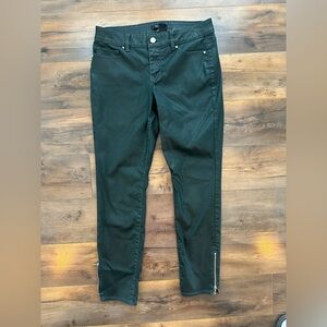 White House Black Market Emerald Green Skimmer Pants